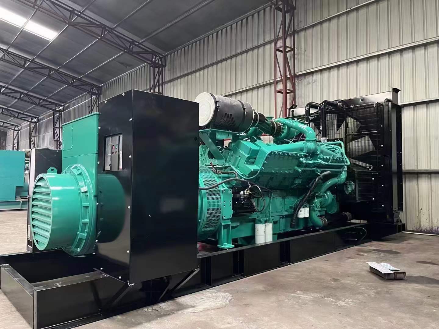 潼南如何降低 800kW 柴油发电机输出电流的波动？
